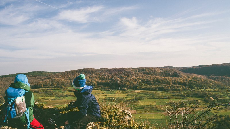 En este momento estás viendo Hace frío, ¡pero yo me río! – Invierno en las escuelas bosque