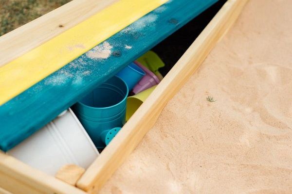 Arenero de madera con cajón de almacenamiento - Imagen 6