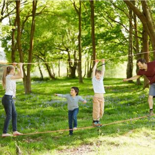 Cinta de equilibrio – Slackline – Kids at work