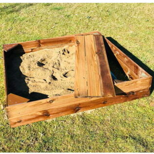 Arenero con cajón-banco de madera KASSI – Masgames
